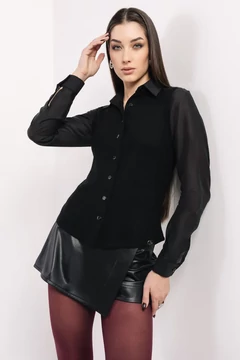 Peratu felső fekete