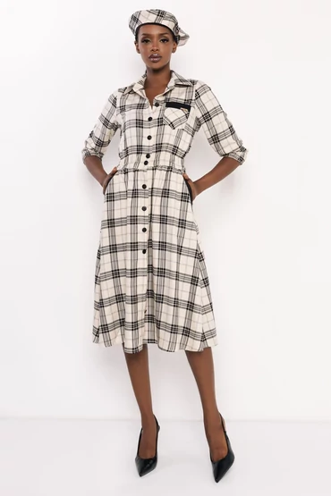 Trisz ruha ekrü/fekete kockás